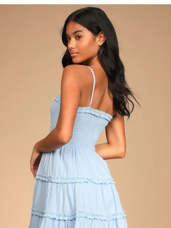 Lulu's Light Blue Smocked Tiered Mini Dress Size Large NWT - Picture 2 of 4